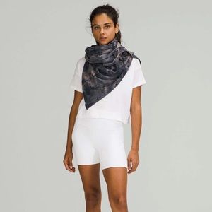 Lululemon Athletics Customizable Scarf